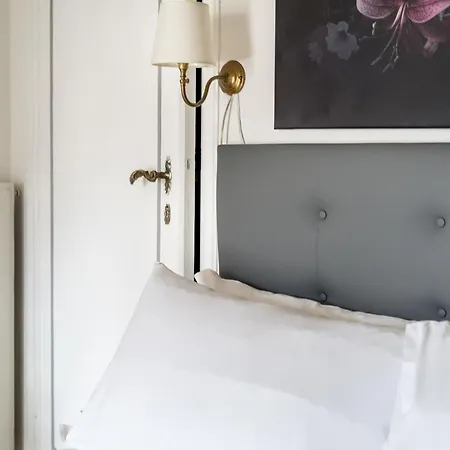 Acciaiuoli 18 Floransa